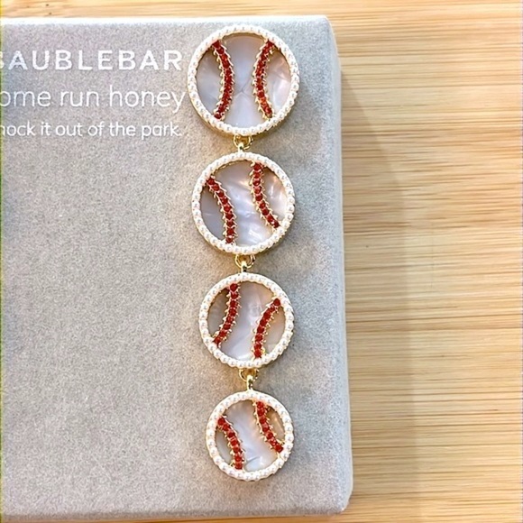 Brand New BaubleBar Baseball Drop Earrings Home Run Honey Beaded Sporty MLB - Picture 4 of 9